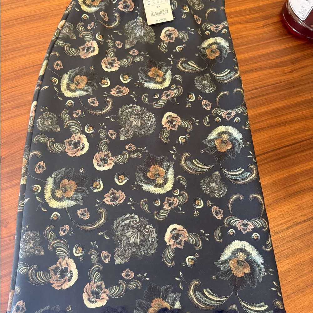 Zara Dark Floral Skirt